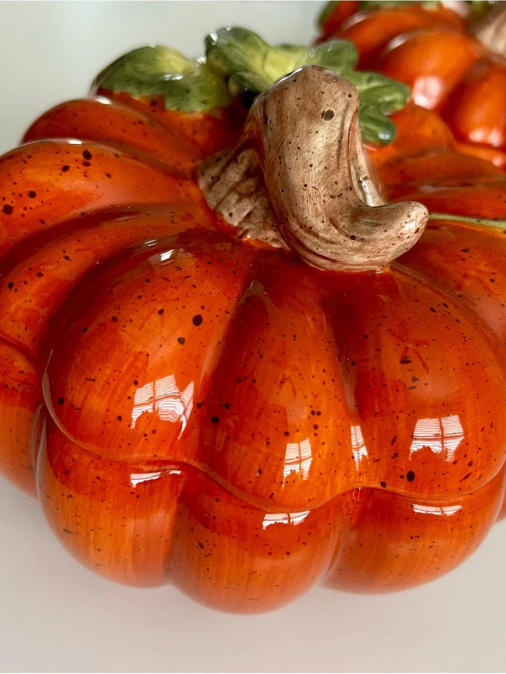 2 Glossy Ceramic Pumpkin Soup Bowl with Green Leaf Accent